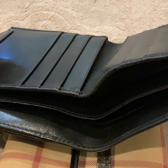 FENDI Wallet - Picture 9 of 10